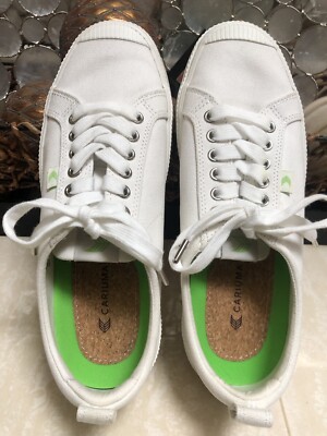 Cariuma OCA low sneakers unisex US 8 men display picture 1