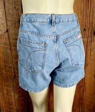 Vintage Calvin Klein 5 Inch Easy Fit Nicely Faded Denim Shorts Size 6 28x5