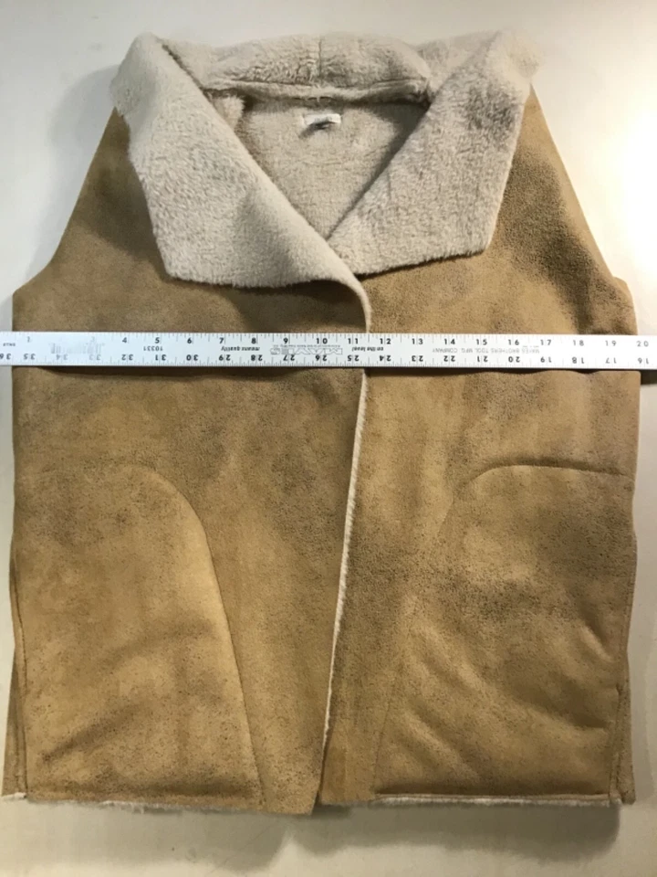 Ecote Women's Vest Size XS Sleeveless Tunic Faux Fur Rawhide Casual  - Image 4 of 4