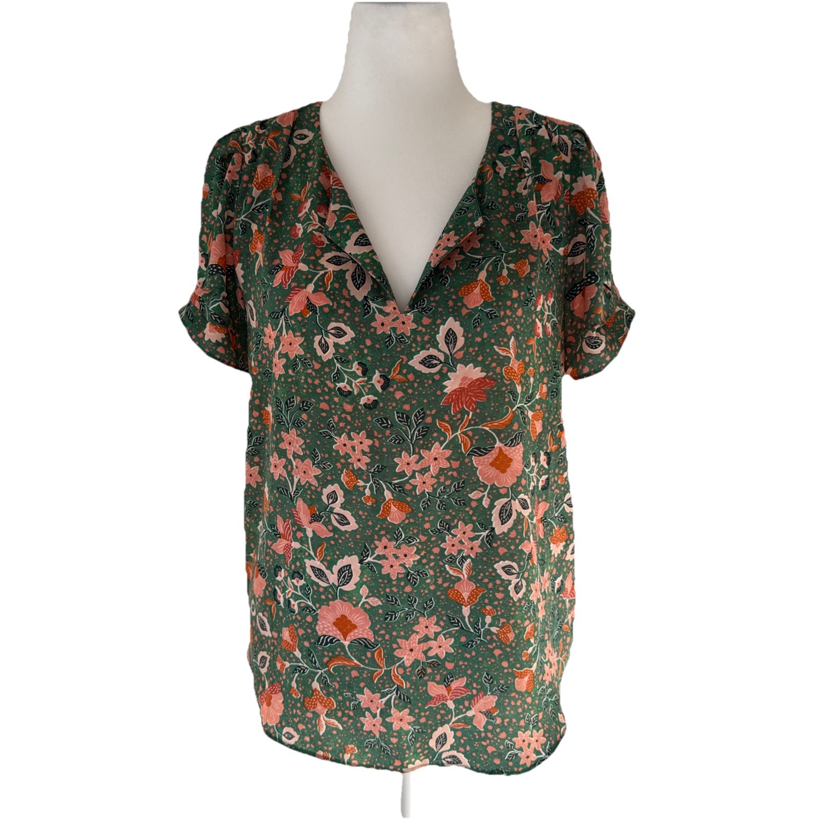 DR2 Floral Print Top Womens Sz Medium Olive Green Short Sleeve Casual Career