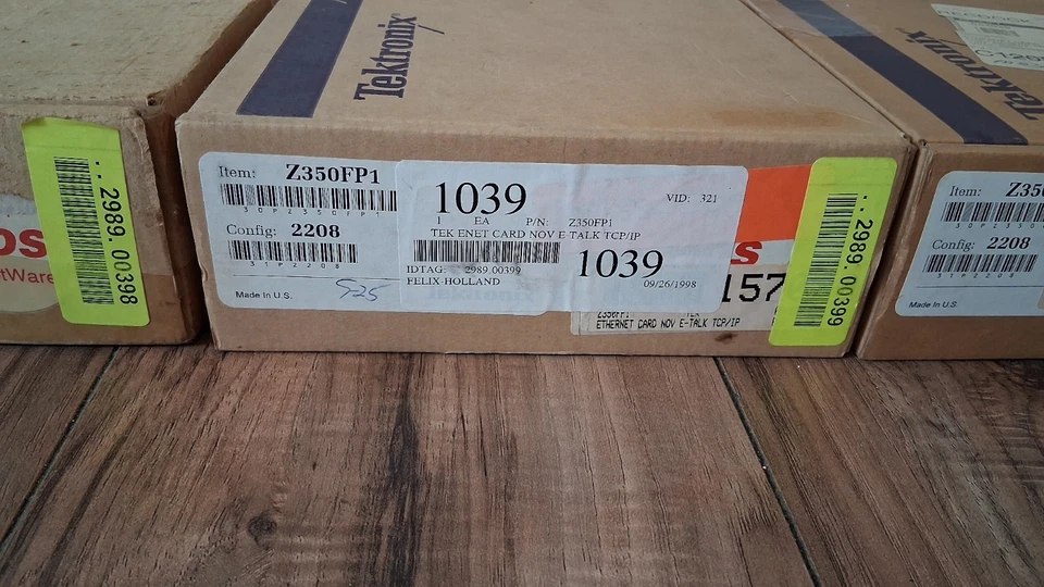 4 Tektronix Color Printers PhaserShare Tek E Net Cards & Software Windows LOT - Image 3 of 4