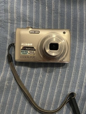 Nikon COOLPIX S4100 Digital Camera Silver Touch Screen 14MP w/ Extras - Tested