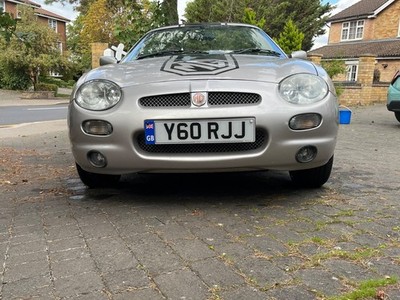 MG F 2001