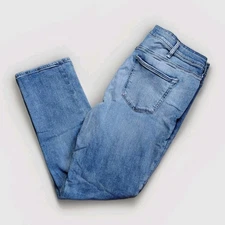 Silver Jeans Co Women's Suki Straight Leg Jeans Blue Wash Size 18/32L