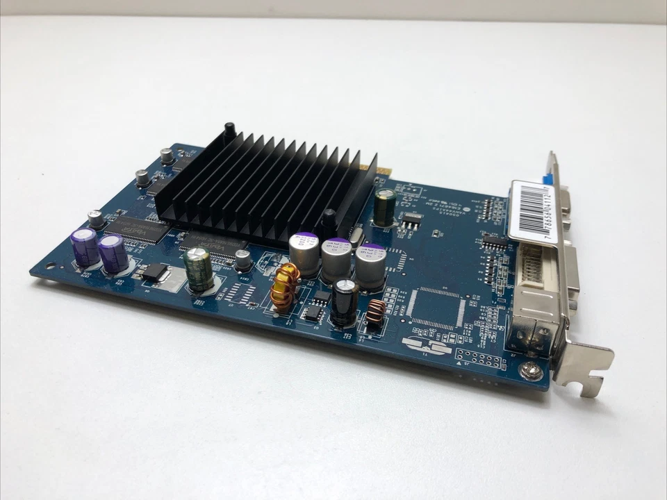 512MB PNY nVidia GeForce 6200 DDR2 VGA / S-Video / DVI PCI Graphics Card - Image 3 of 4