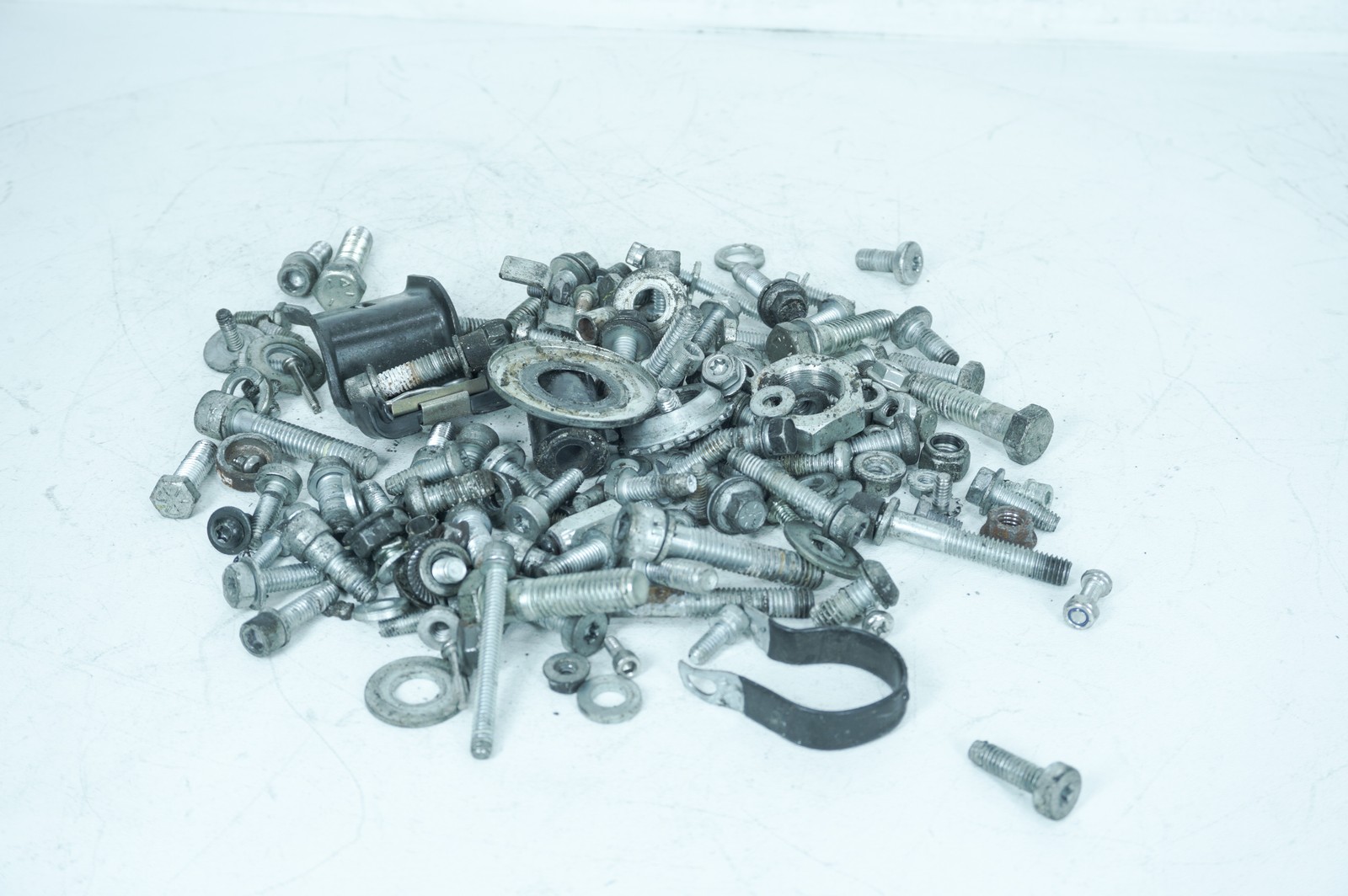 2011 Harley Touring FLHTK Electra Glide Ultra OEM Hardware Bolts Nuts & Brackets