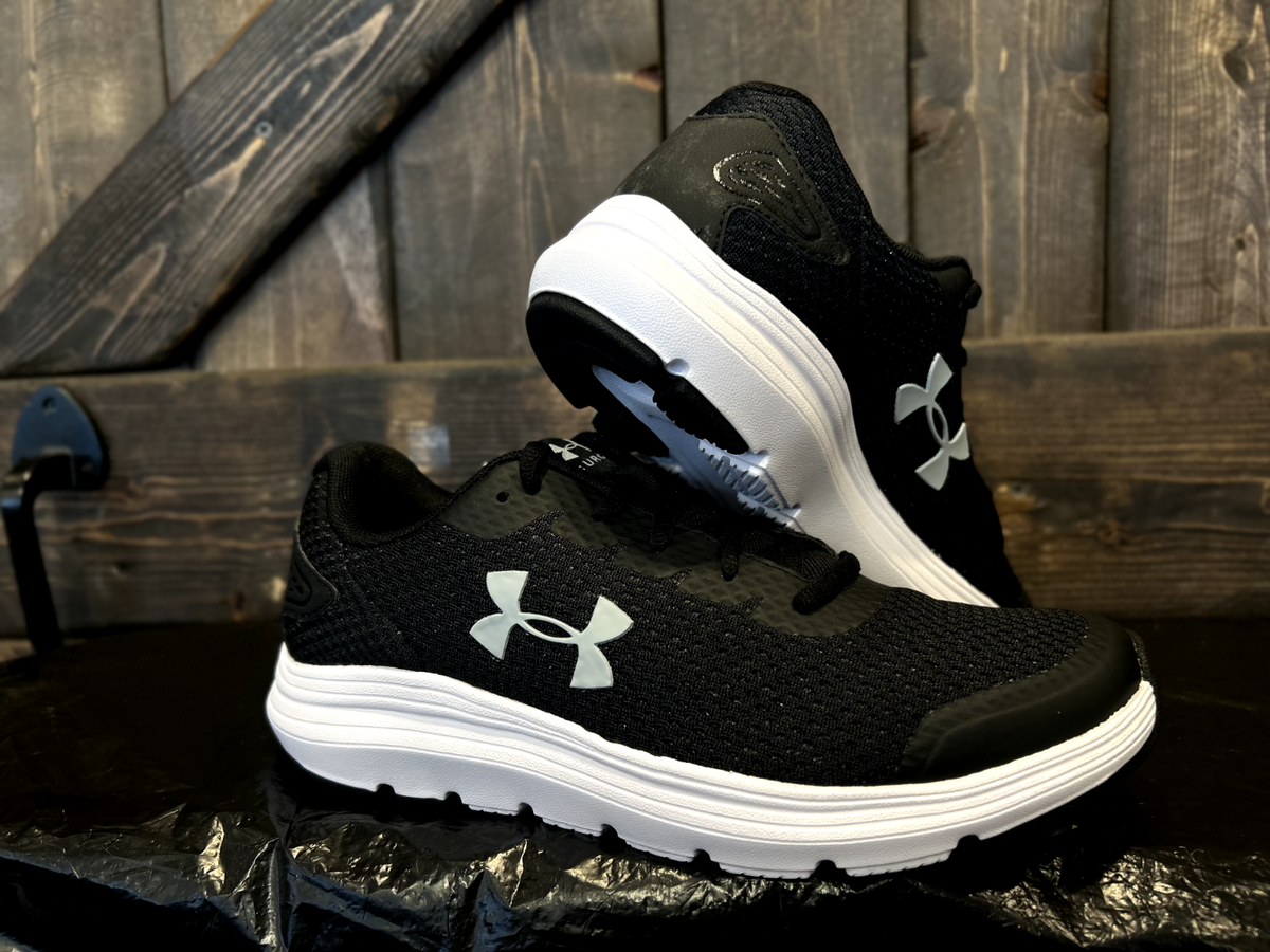 Under Armour Women's Surge Training Running Shoe Size -(3022605-001)