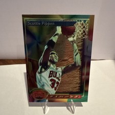 1993-94 Topps Finest - Scottie Pippen #208