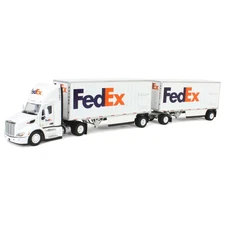 1/50 FedEx Peterbilt 579 Single Axle Day Cab w/ 2 Wabash 28’ Pup Trailers 65191