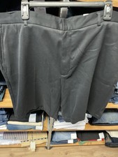 NWT Walter Hagen Plain Front Pure Black Men  s Golf Shorts - Size 40