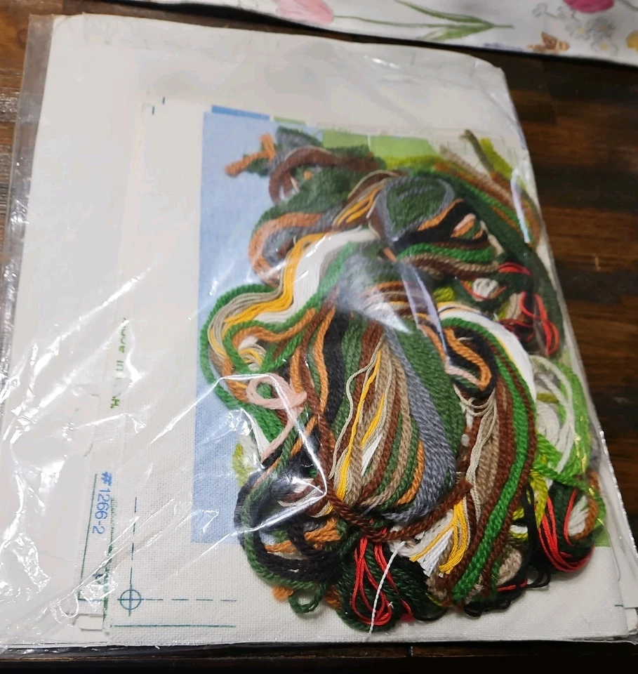 Kit de bordado vintage 1984 Dimensions Crewel Fox Hill Farm Charles Wysocki Foto 4 de 4