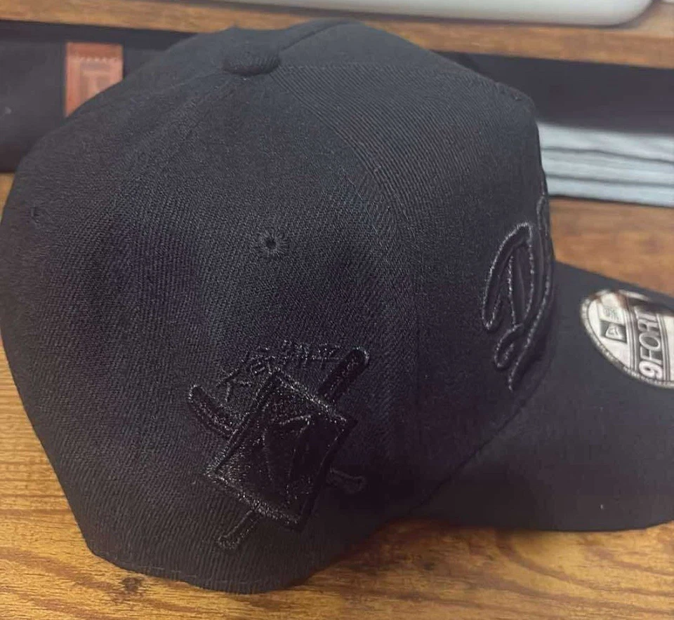 New Era 男式帽子洛杉矶道奇队黑色标志基本平沿帽美国职棒大联盟球队 — 第 3/4 张图片