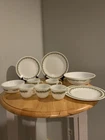 13 Piece Dinnerware Crazy Daisy (Corelle) (Pyrex) Vintage