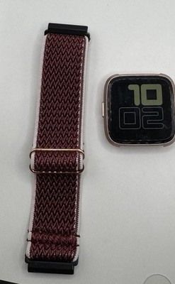 Fitbit Versa Smartwatch - Rose Gold - Band Included - TESTED - Working Great