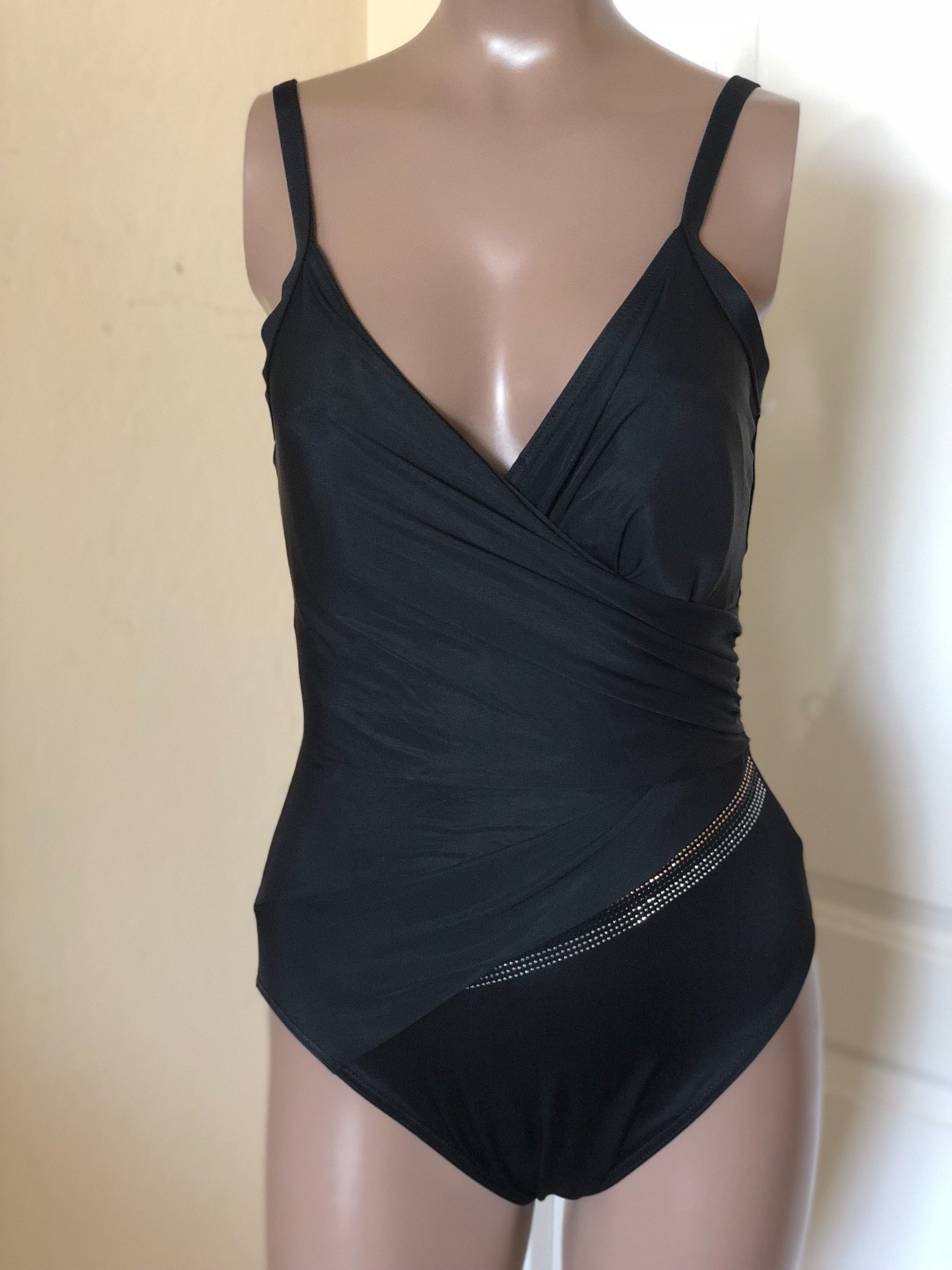 Sz 12 Miraclesuit Hidden Treasures Sparkle Accent Crisscross One Piece Swimsuit Sz 12 Miraclesuit Hidden Treasures Sparkle Accent Crisscross One Piece Swimsuit