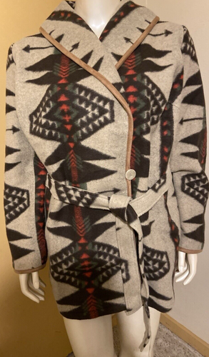 plus size 1X Aztec Belted Jacket sold by Monroe and Main new - Picture 2 of 7