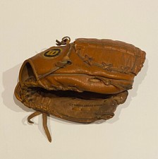 Vintage A2245 Wilson Bruce Sutter Cy Young Baseball Glove Right Hand Throwing