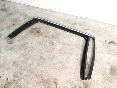 Volkswagen PASSAT B7 Rear right outer glass seal 3C9839432 H | eBay