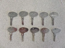 ILCO 1596 CATERPILLAR FORK LIFT & MITSUBISHI DOZER KEY 10 PACK
