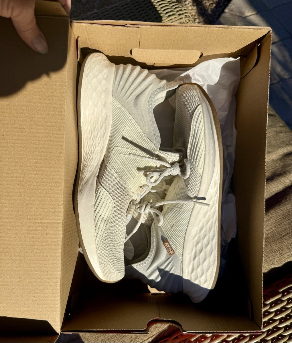 New Balance Fresh Foam Roav Athletic Grey/Beige Men\'s Size 10 New In Box NEW BALANCE FRESH FOAM ROAV MENS 10 Beige NEW With Box | eBay main image 3