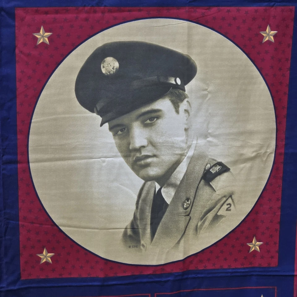 Tela militar del ejército de EE. UU. Elvis Presley 2 paneles 45" x 70" algodón acolchado artesanías Foto 2 de 4