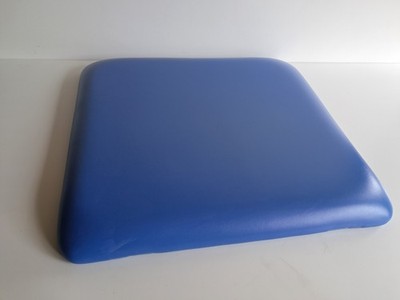 Sockel 2000 Podologie Stuhl Mittelsitz 