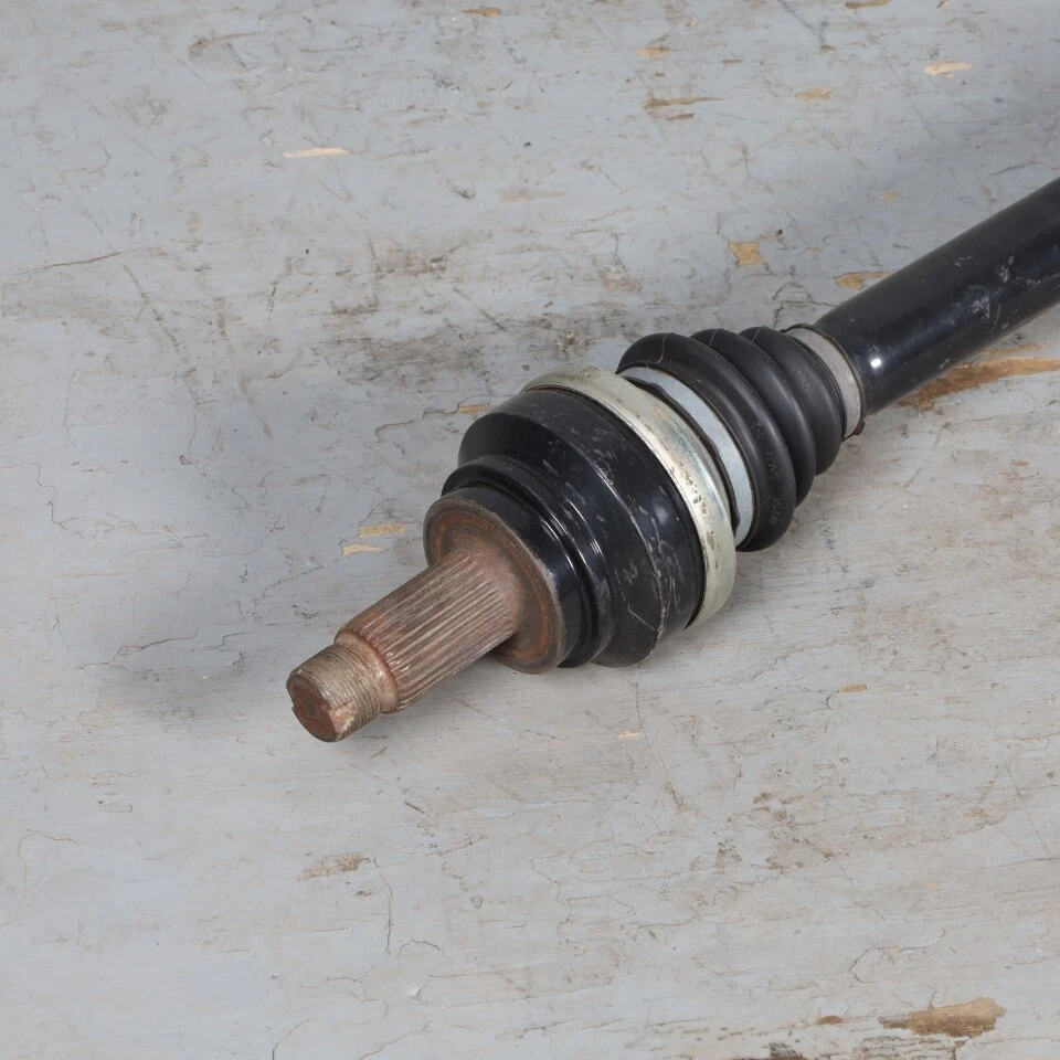 Оригинальный б/у шарнирное соединение правого вала задней оси для BMW 535i 2011-2016 годов выпуска 33207581024 - Изображение 2 из 4