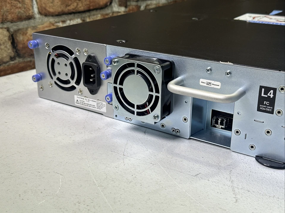 IBM TS3100 3573-L2U Tape Library 24-Slot LTO-4 FH SAS Drive - Image 2 of 4