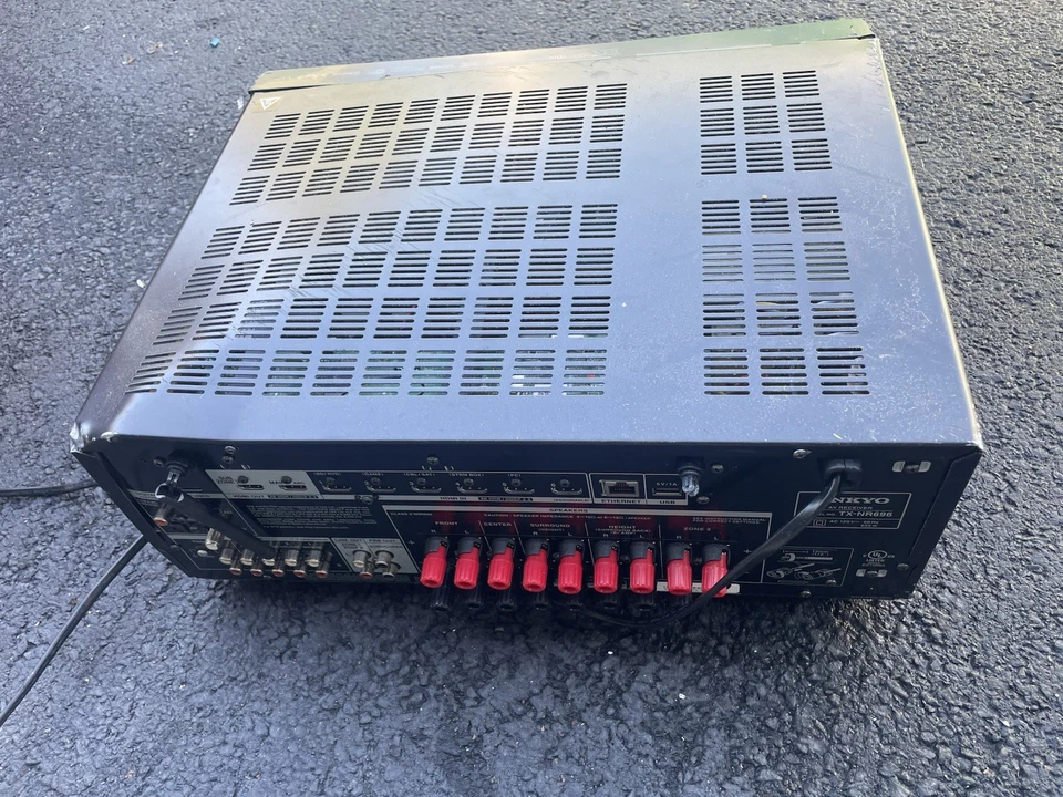 Onkyo TX-NR696 7.2 Channel Smart AV Receiver Black - Image 3 of 4