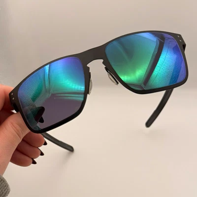Gafas de sol Oakley Holbrook de metal para hombre lentes grises espejadas metal negro + bolsa - Imagen 1 de 4