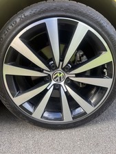 2 X Genuine Volkswagen 19” Tornado Alloy Wheels OEM 5C0601025N
