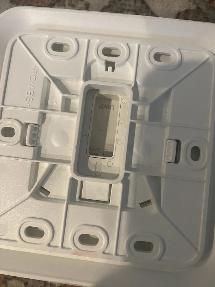 Termostato programável Honeywell Lyric T6 Pro Wi-Fi branco TH6220WF2006 - Imagem 4 de 4