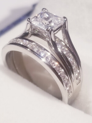 CLEARANCE 2.75 Ct Princess simulated Diamond Engagement Ring Set Stainless Steel