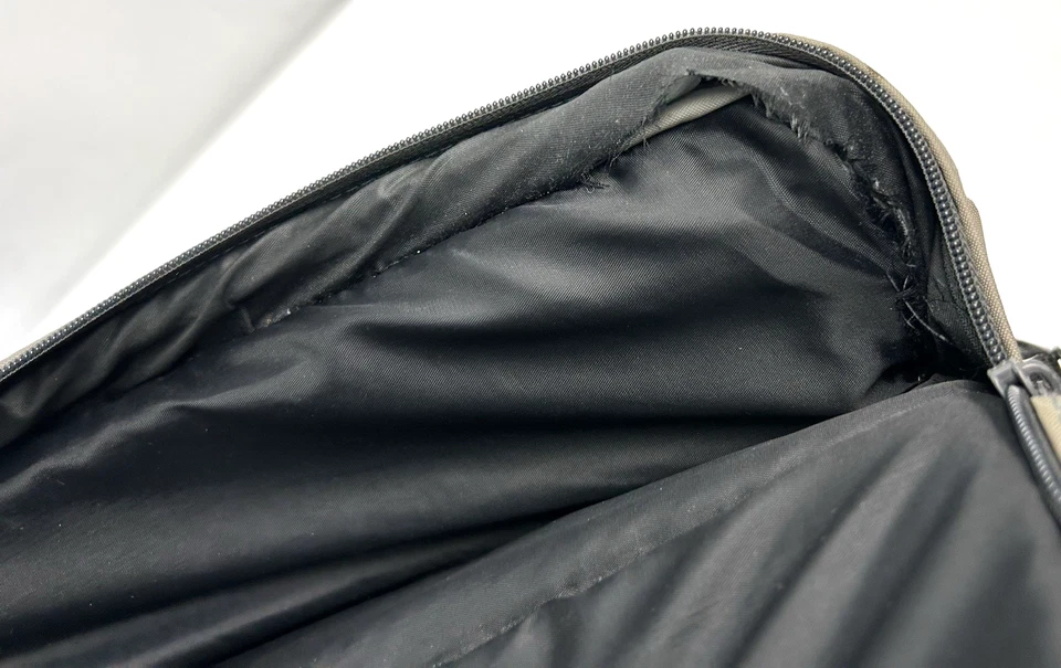 Estuche bolsa para videocámara SHARP SlimCam para cámara de video VHS-C 8 mm con correa de colección Foto 3 de 4