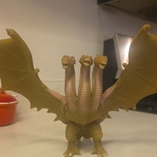 Bandai King Ghidorah Godzilla Monster Toy Figure Ages 8-11 12-16