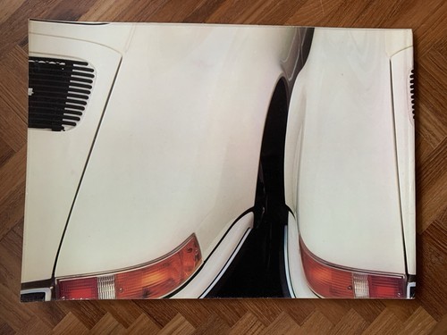 1973 Porsche 911-T 911-E 911-S Showroom Brochure + Technical Data Sheet English - Picture 9 of 9