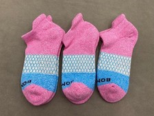 3 Pairs Bombas Tri-Block Marl Honeycomb Ankle Sock Size Large Pink blue