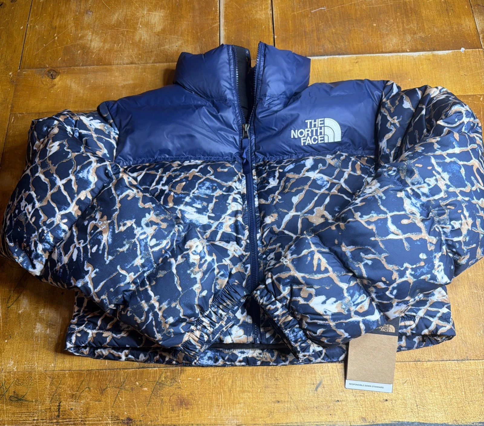 North Face M Jacket blue
Opens in a new window or tab