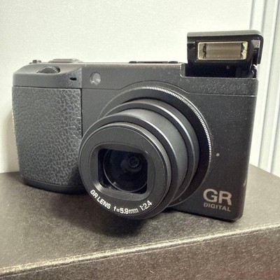 RICOH GR DIGITAL II kompakte Digitalkamera getestet funktionierender Verkäufe...