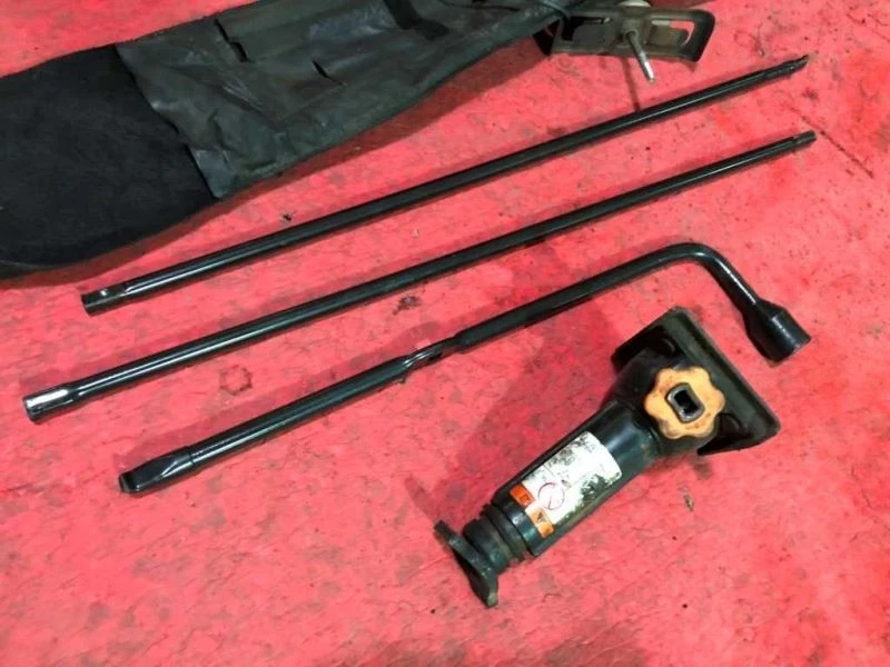 06 Ford F250 Super Duty 6.0L 4x4 USED COMPLETE Jack & Tools Kit Pouch SRW - Imagem 3 de 4