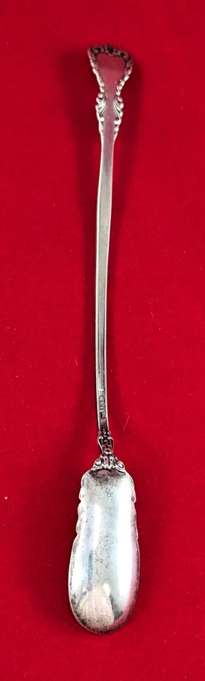 Antigua cuchara de oliva Revere de International de plata de ley, 8 3/8" Foto 2 de 4