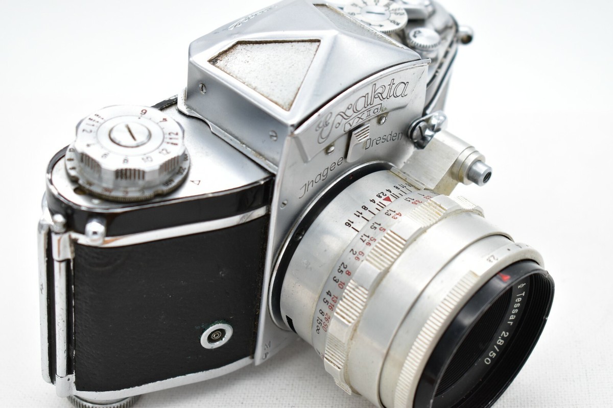Exakta VX II a Vintage 35mm SLR Film Camera W/ Carl Zeiss Jena