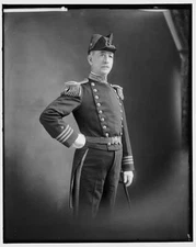 Photo:CHAMBERS, W.I. COMMANDER