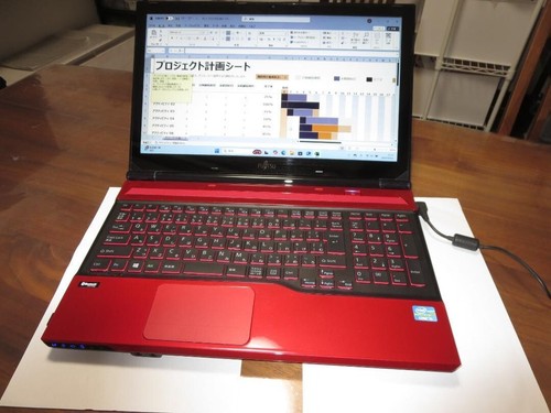 Fujitsu LIFEBOOK AH56/K Core i5 3230M SSD 128GB RAM 8GB 15.6 inches - Picture 7 of 8