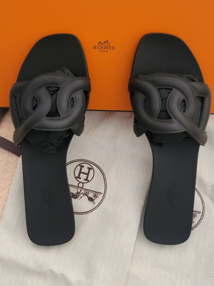 Hermes Pool Sandal Aloha Black Rubber Size 38 EU Fits 8 US Hermes Pool Sandal Aloha Black Rubber Size 38 EU Fits 8 US