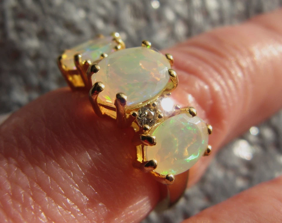Welo Opal & Cambodian Zircon trilogy ring, gold overlay on silver. Size M  BNWT - Image 4 of 4