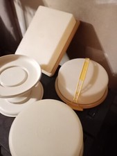Lot Of Vintage Tupperware CAKE STORAGE CONTAINERS AND DISPLAYS SEE PICS WOW  