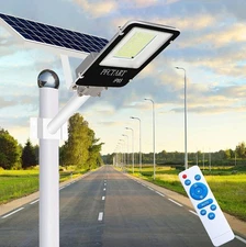 1600W Outdoor Solar Street Lights 1926 LEDs Dusk to Dawn Road Lamp for Yard Park