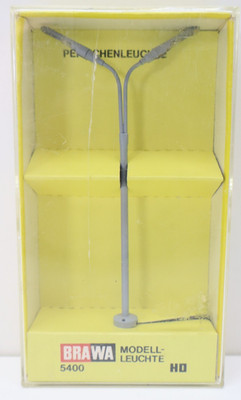 Brawa 5400 - Whip Light 2 Arm Lamp Post