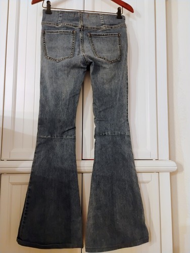 Free People Flared Bell Bottom Denim Jeans Elastic Waist Pull On Womens Jeans 25 - Picture 2 of 13